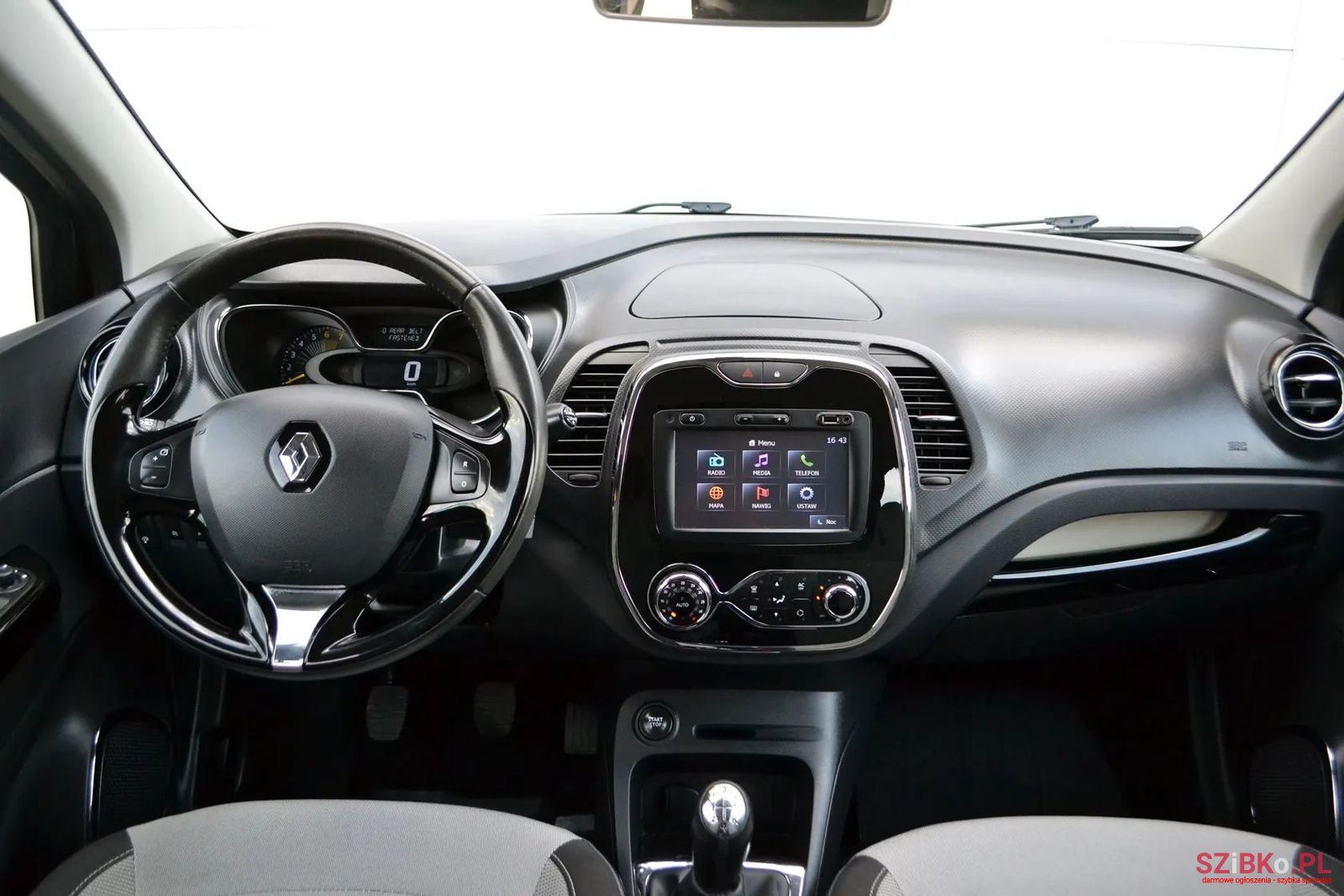 2015' Renault Captur photo #6