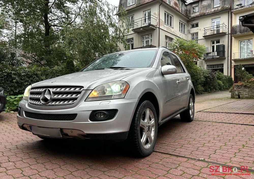 2008' Mercedes-Benz Ml 320 Cdi 4-Matic photo #3