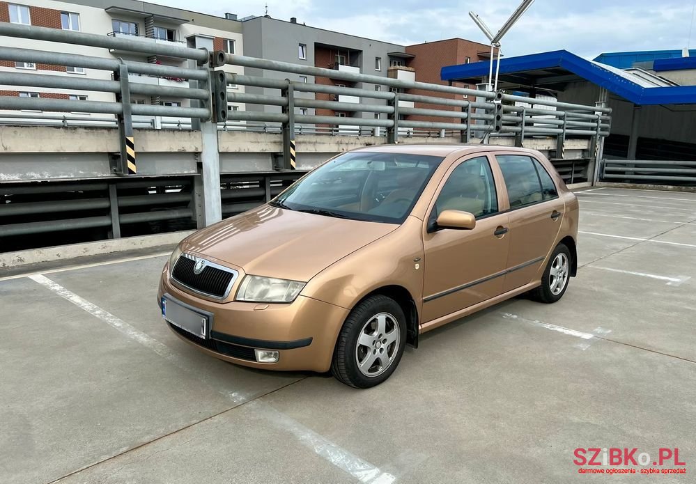 2001' Skoda Fabia photo #3