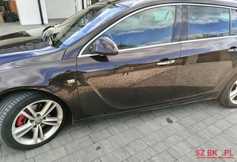2012' Opel Insignia 2.0 T Sport photo #6