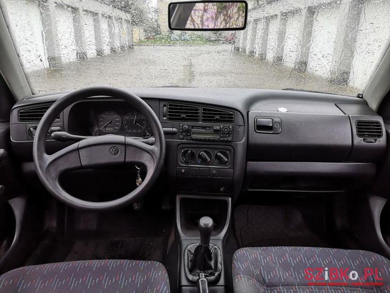 1992' Volkswagen Golf photo #6