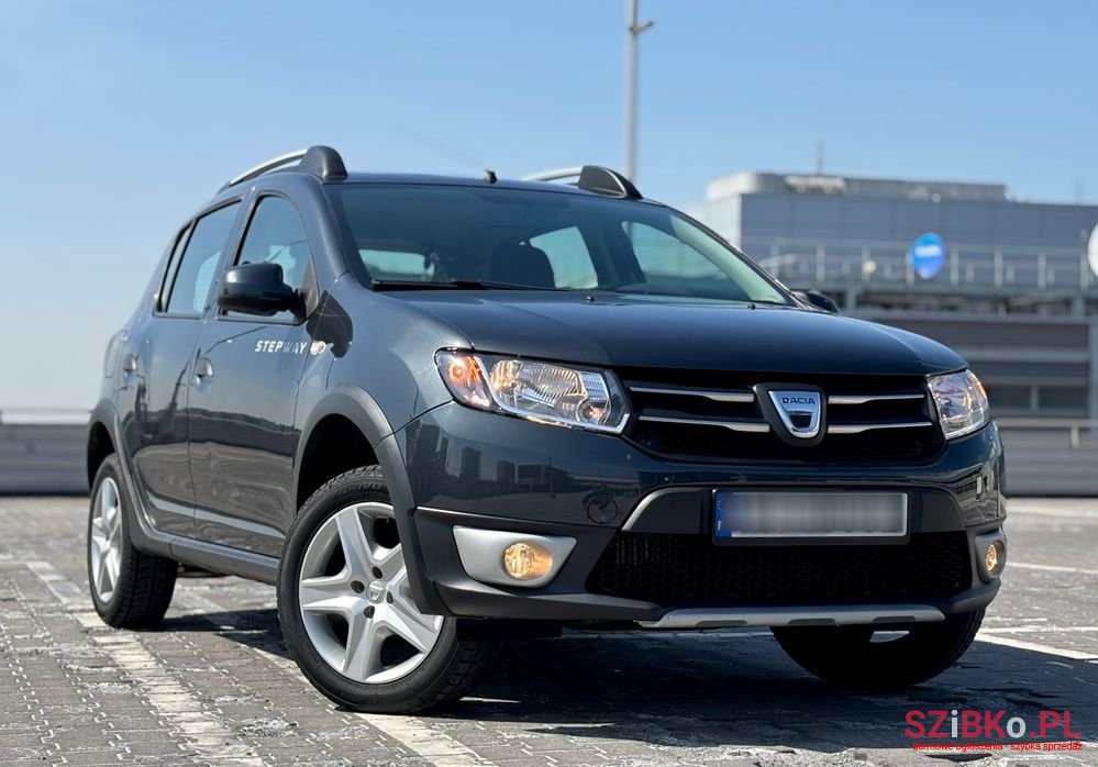 2016' Dacia Sandero Stepway photo #1