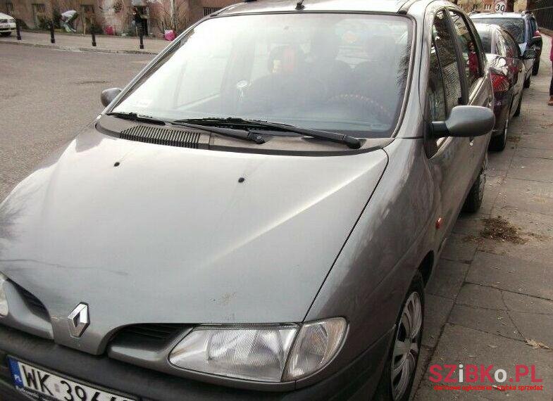 1999' Renault Megane photo #2