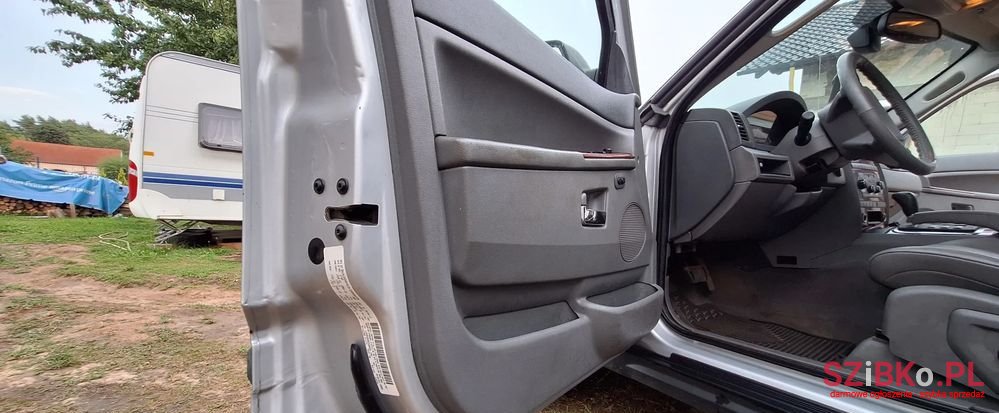 2005' Jeep Grand Cherokee photo #4