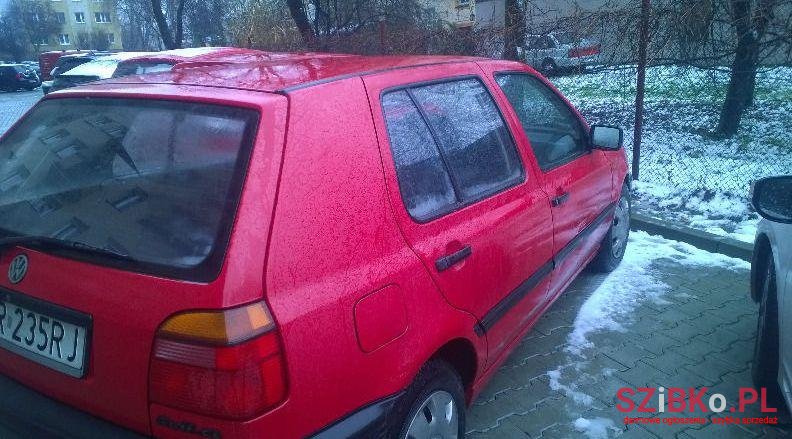 1995' Volkswagen Golf photo #1