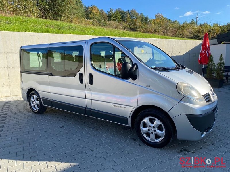 2011' Renault Trafic photo #3