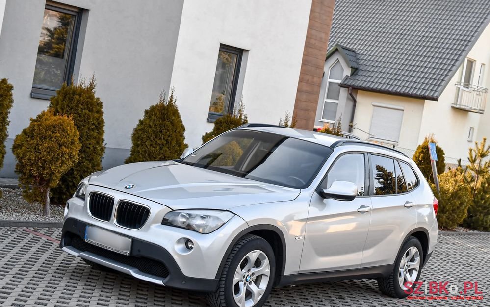 2011' BMW X1 photo #2