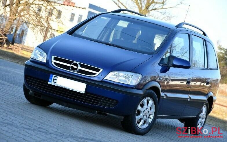 2003' Opel Zafira photo #1