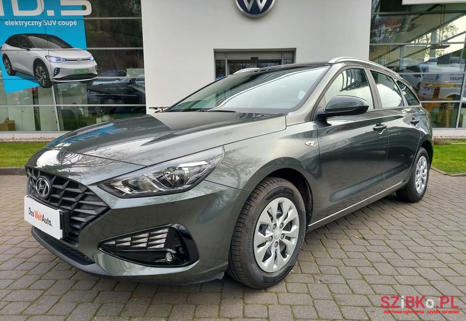 2021' Hyundai i30 photo #3