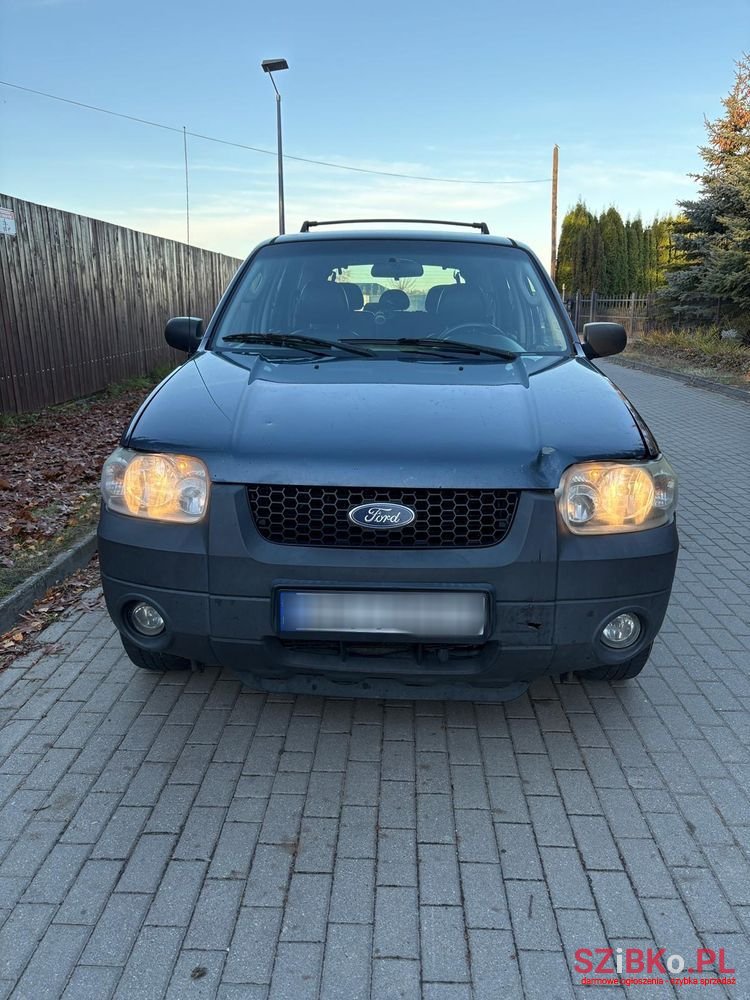2005' Ford Maverick 3.0 V6 Limited photo #2