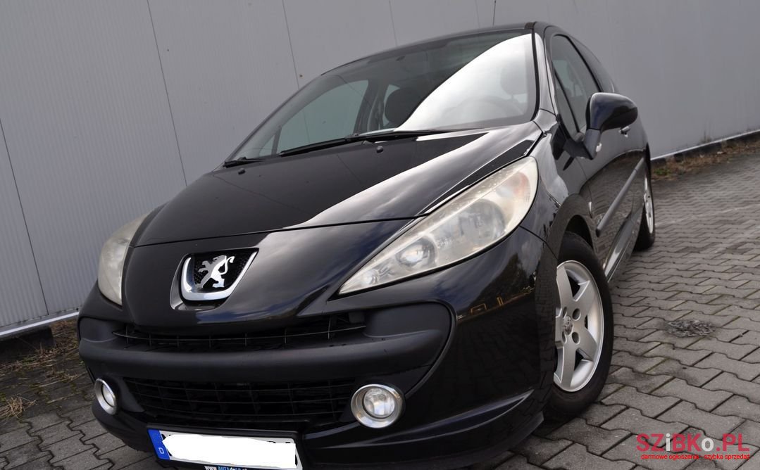 2009' Peugeot 207 photo #3
