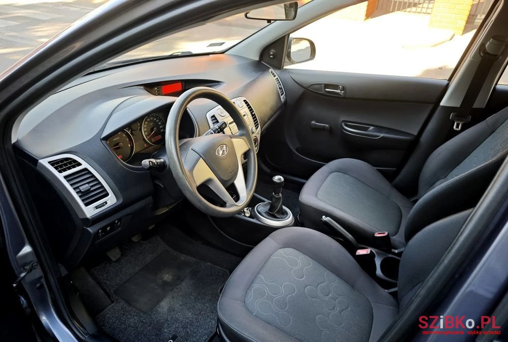 2009' Hyundai i20 1.2 Edition Plus photo #6