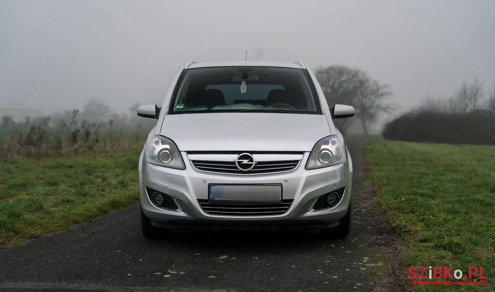2009' Opel Zafira 1.8 Cosmo photo #5