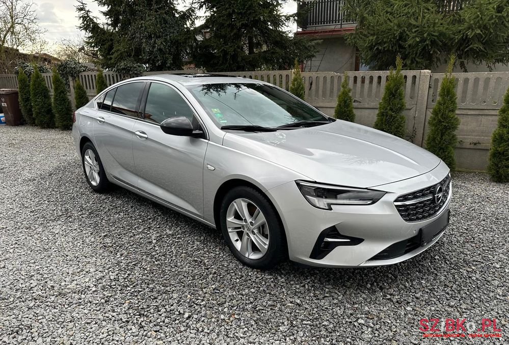 2021' Opel Insignia photo #1