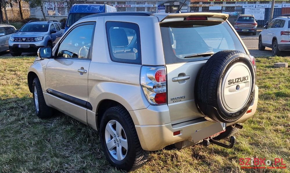 2011' Suzuki Grand Vitara photo #4