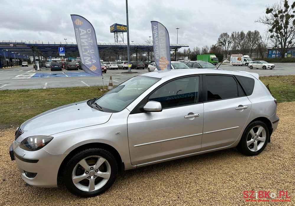 2004' Mazda 3 2.0 Sport photo #6