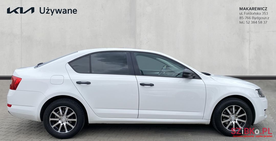 2013' Skoda Octavia photo #6