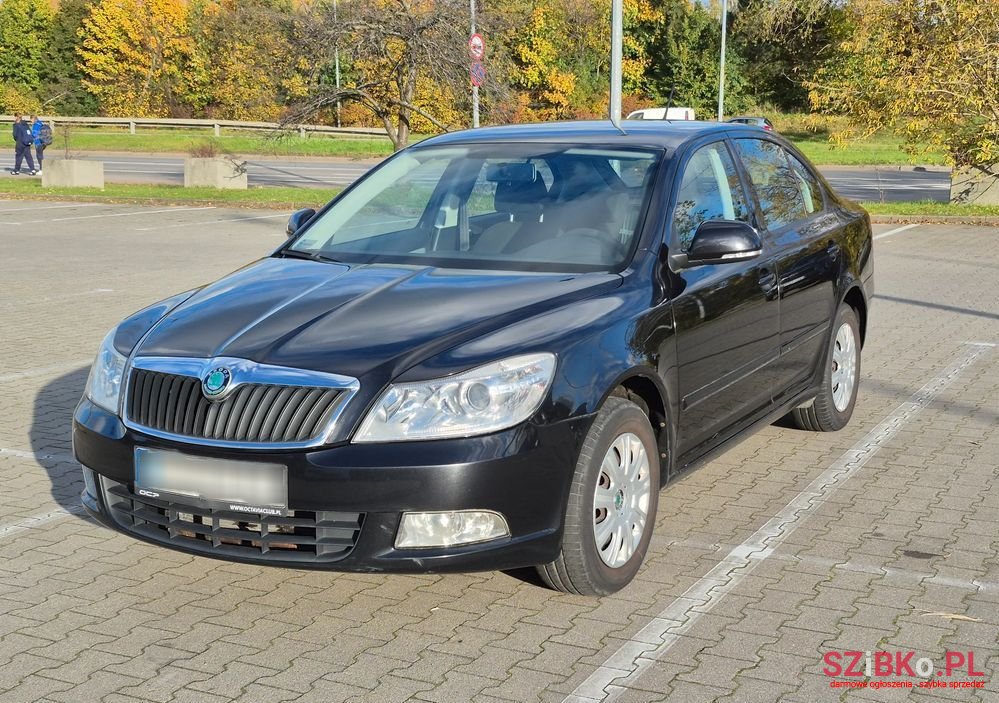 2011' Skoda Octavia 1.8 Tsi Ambition photo #1