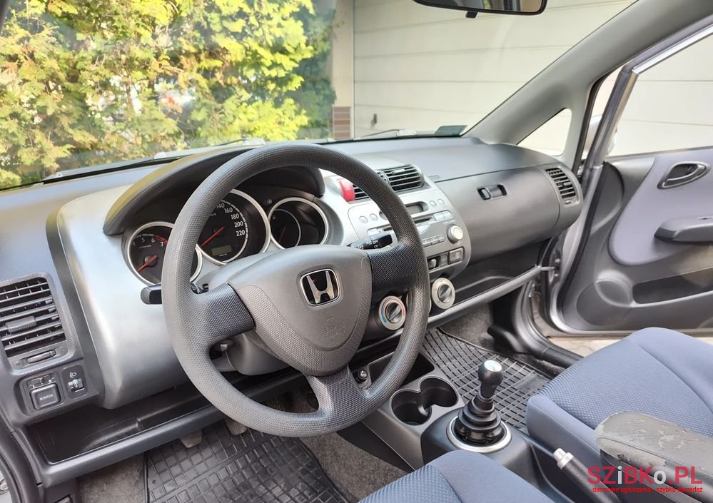 2006' Honda Jazz photo #6