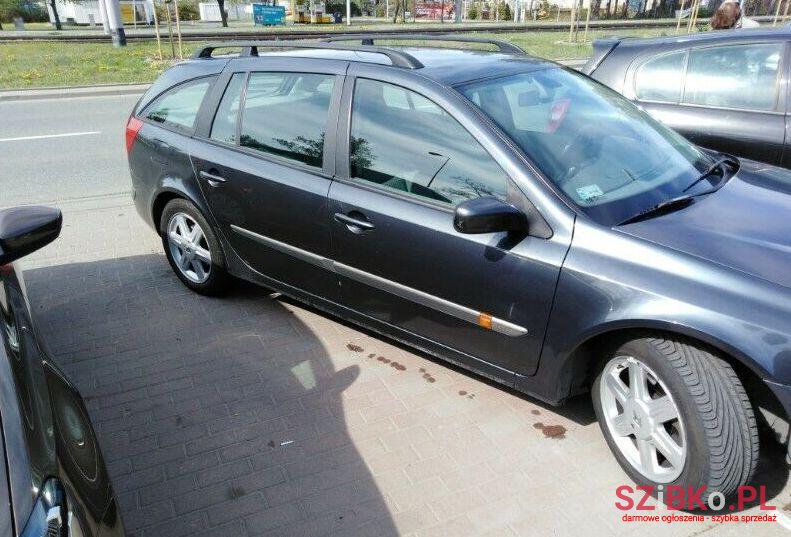 2003' Renault Laguna photo #2