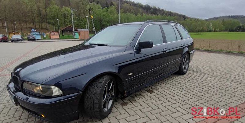 2001' BMW 5 Series 525I photo #4