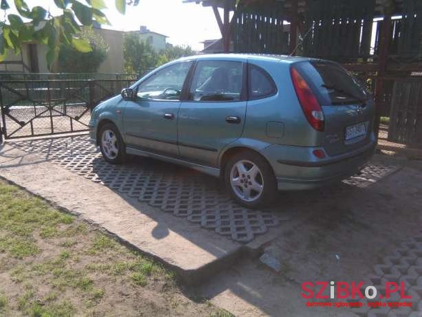 2001' Nissan Almera photo #3