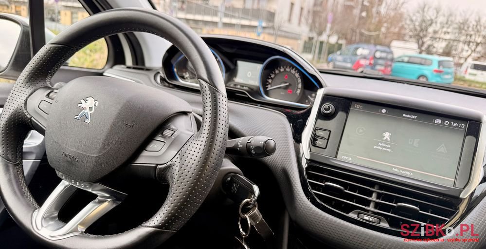 2018' Peugeot 2008 photo #4