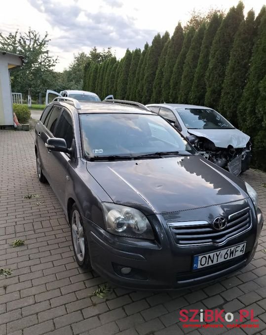 2007' Toyota Avensis photo #6