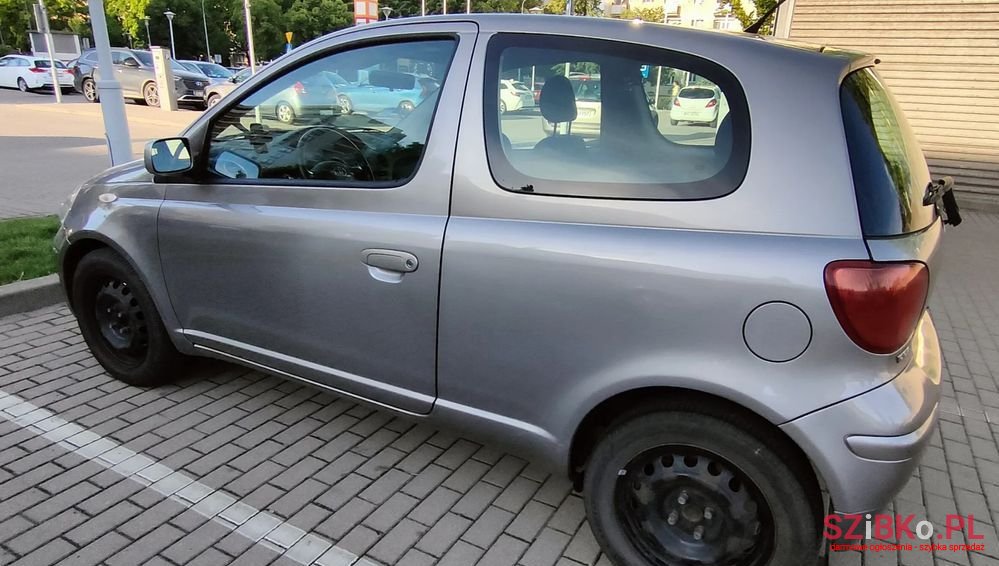 2005' Toyota Yaris photo #5