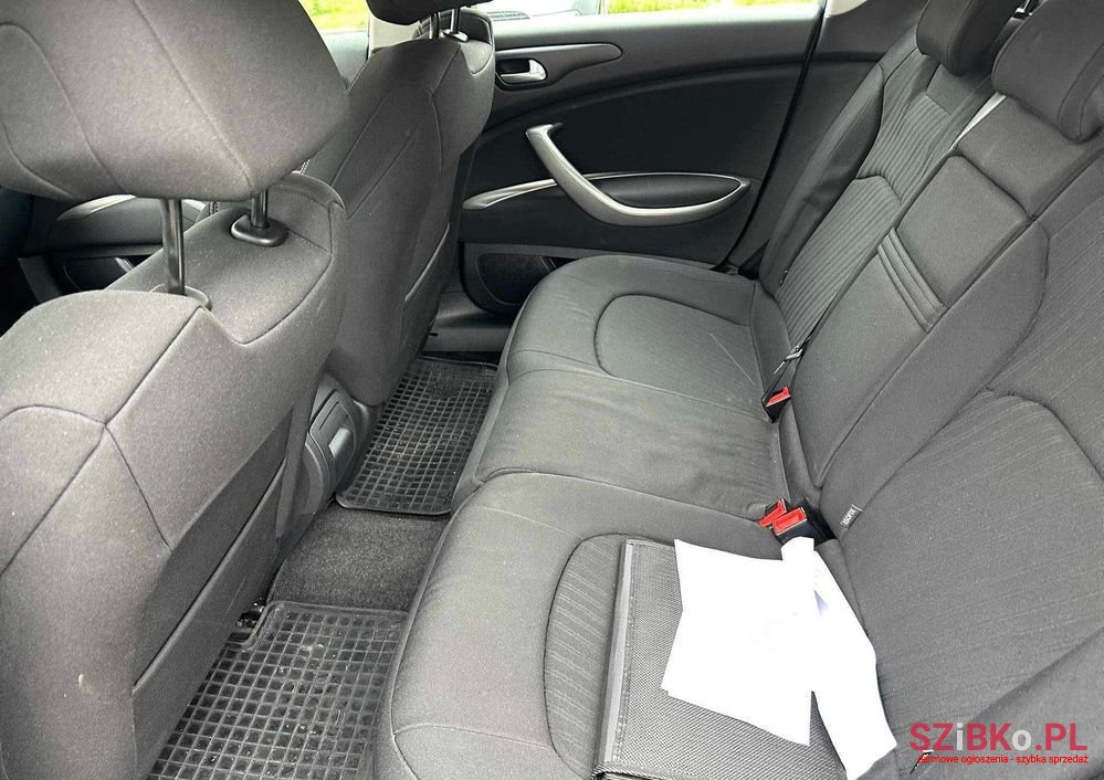 2010' Citroen C5 2.0 Hdi Exclusive photo #3