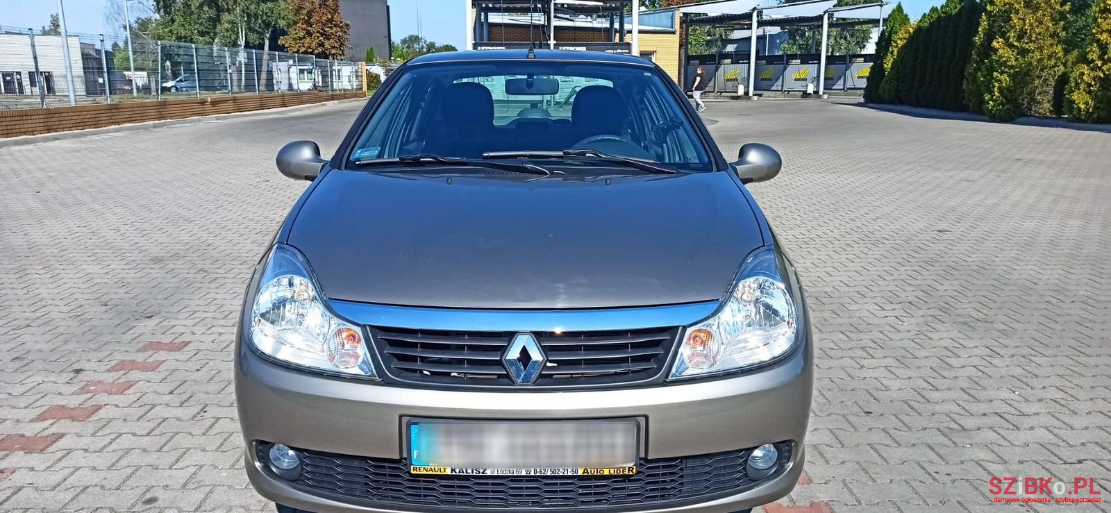 2009' Renault Thalia photo #3