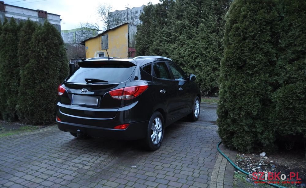 2010' Hyundai ix35 2.0 Style photo #6