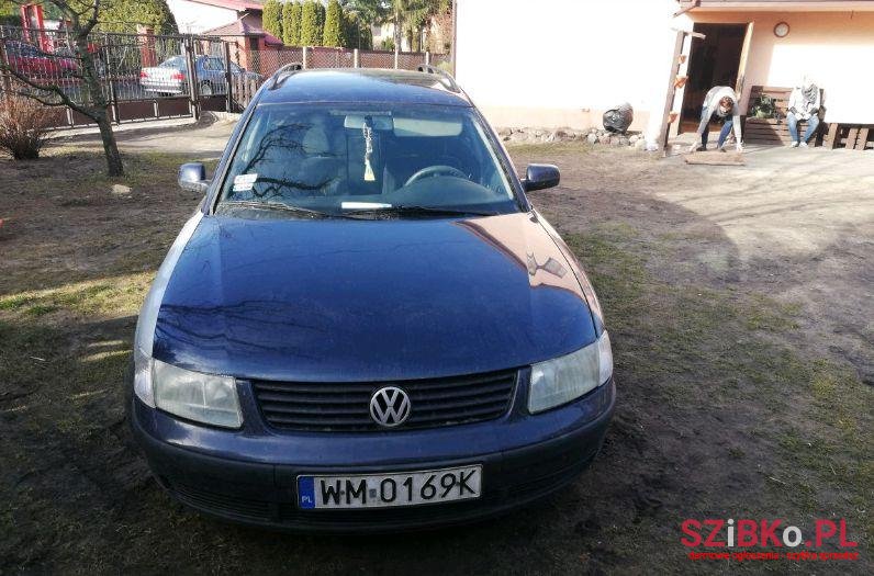 1997' Volkswagen Passat photo #2