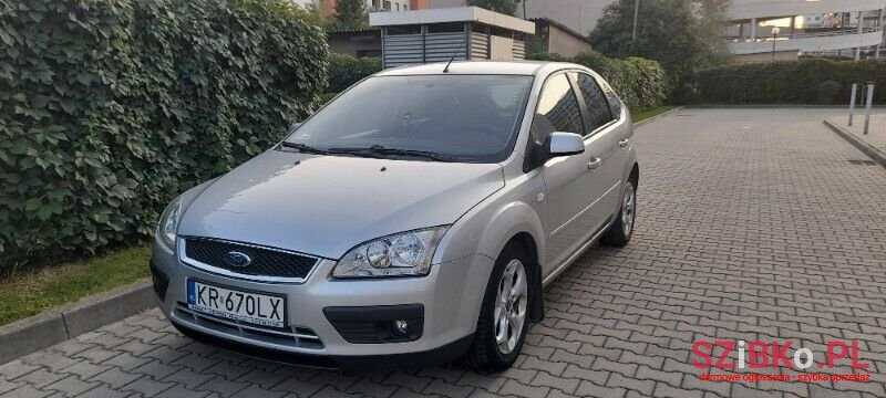 2007' Ford Focus photo #2