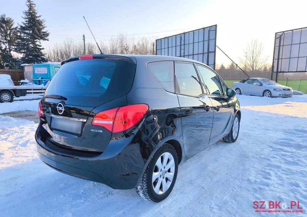 2011' Opel Meriva photo #4