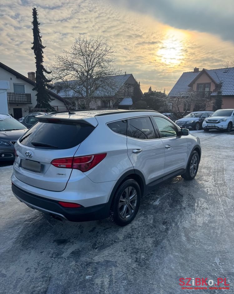 2013' Hyundai Santa Fe photo #4