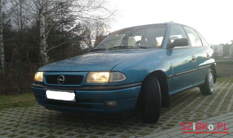 1995' Opel Astra photo #1