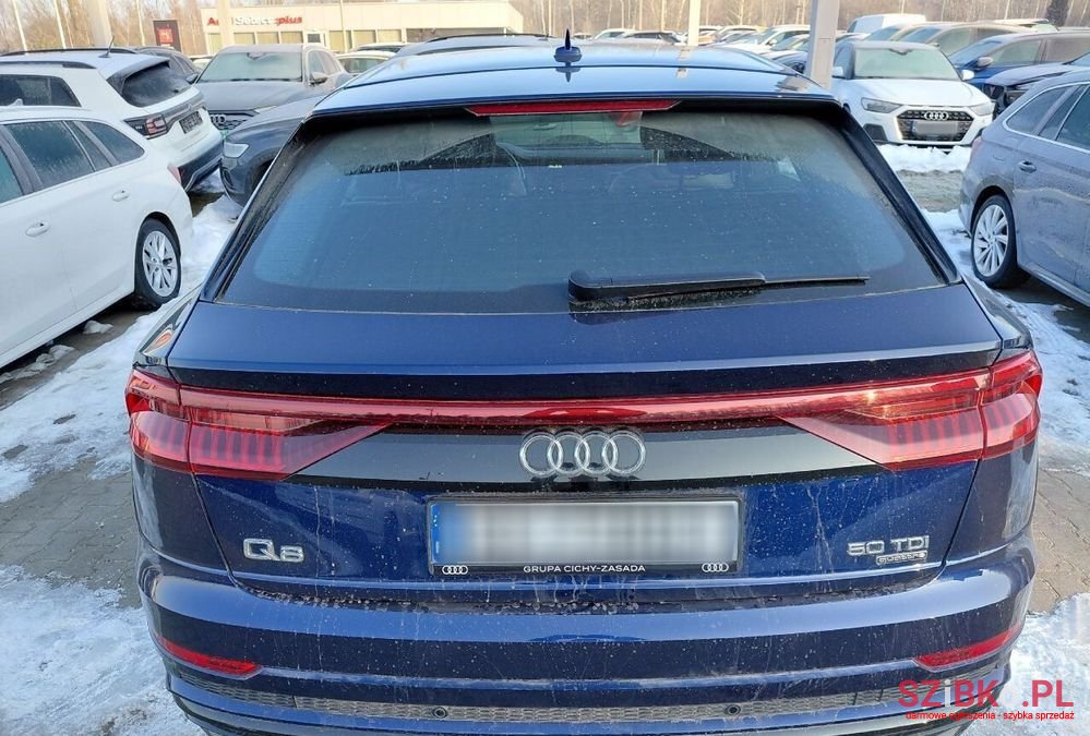 2023' Audi Q8 photo #5