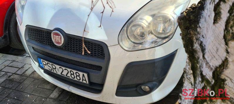 2011' Fiat Doblo photo #1