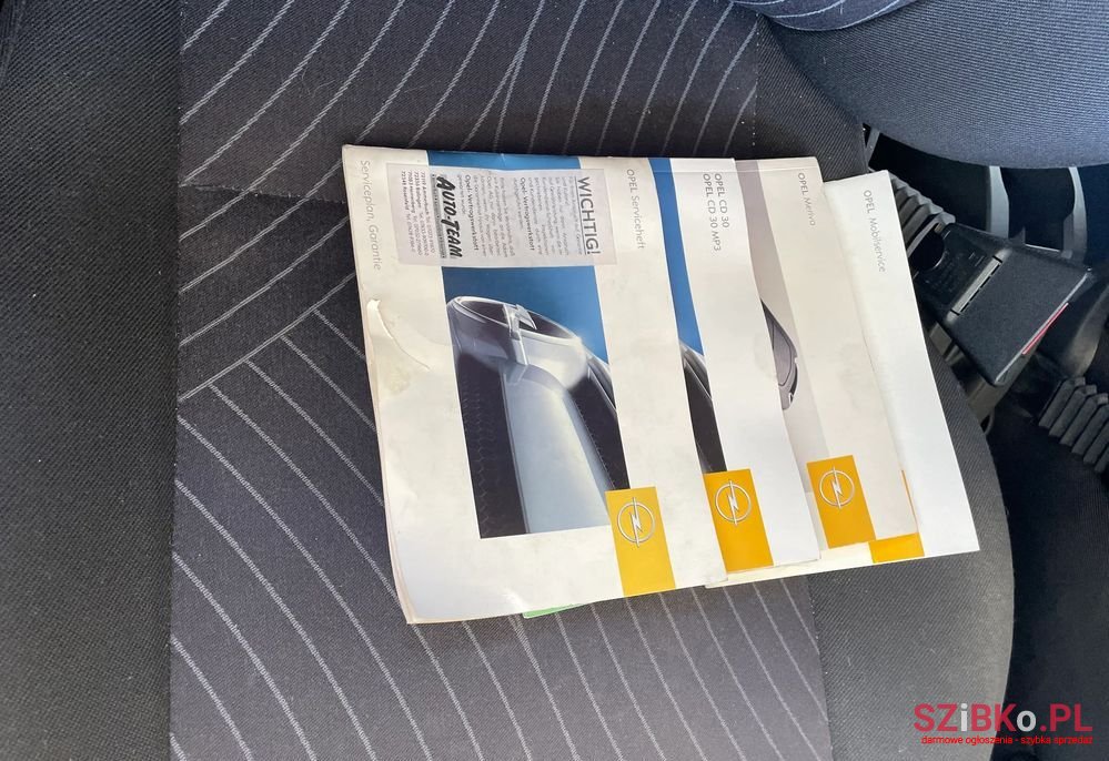 2006' Opel Meriva 1.6 16V Edition photo #6