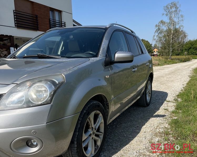 2010' Renault Koleos 2.0 Dci 4X4 Bose Edition photo #3