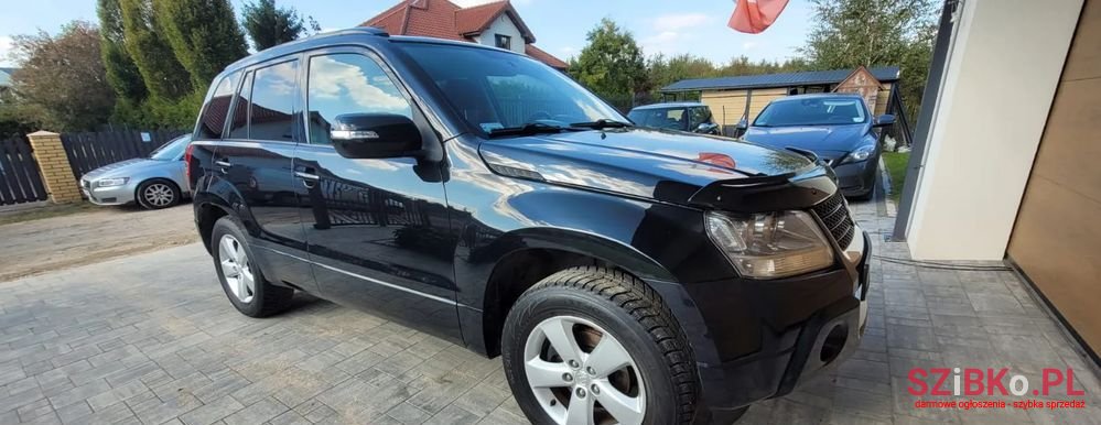 2008' Suzuki Grand Vitara 2.4 De Luxe photo #3