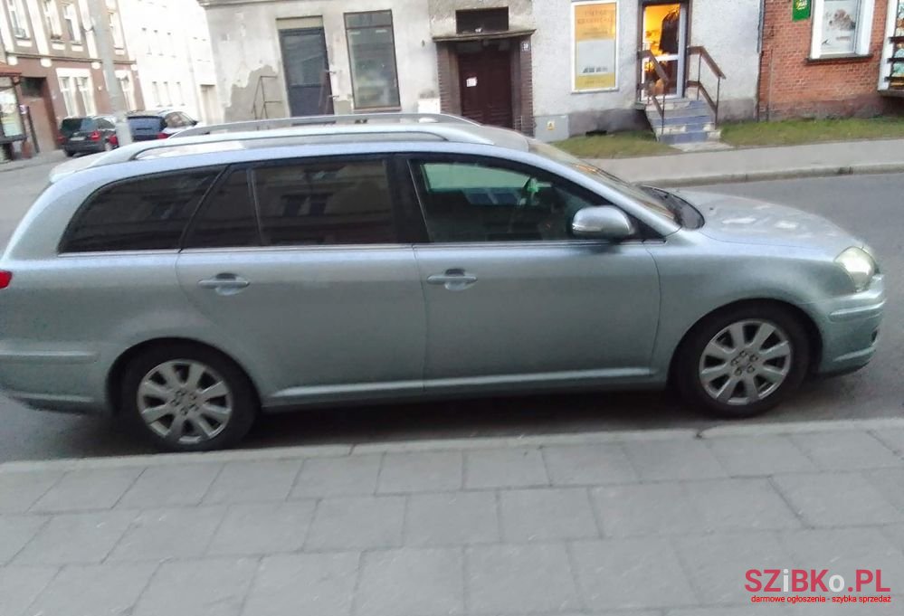 2008' Toyota Avensis 1.8 Vvt-I Combi photo #3