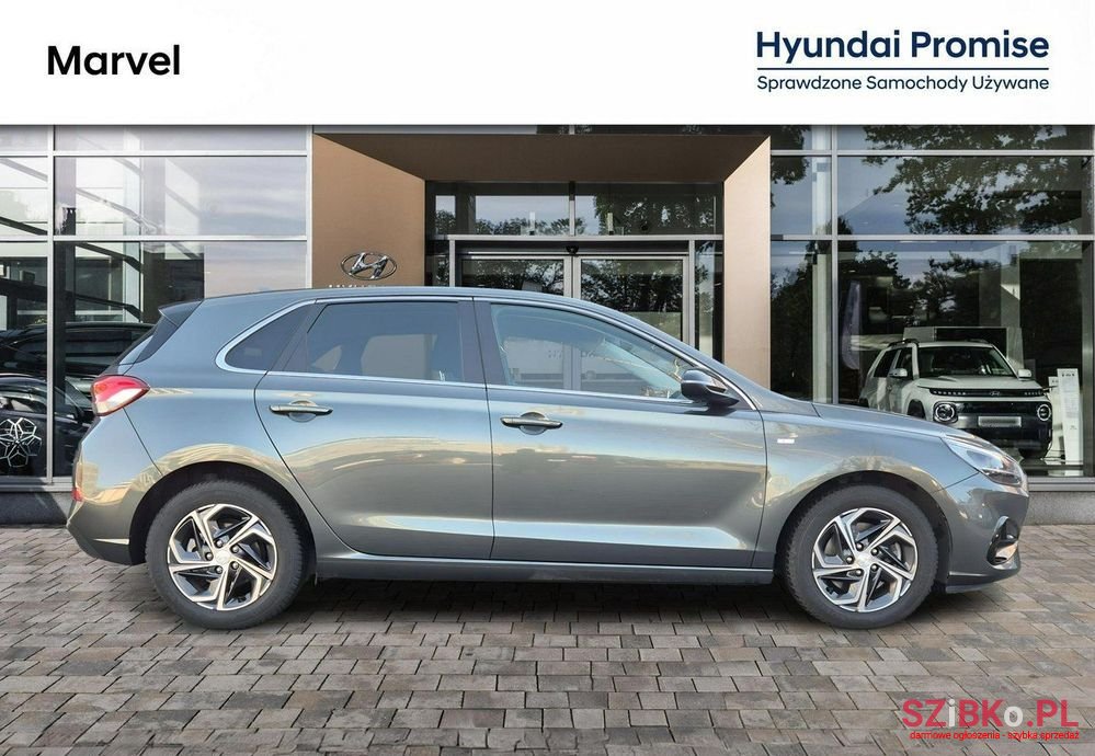 2023' Hyundai i30 photo #5