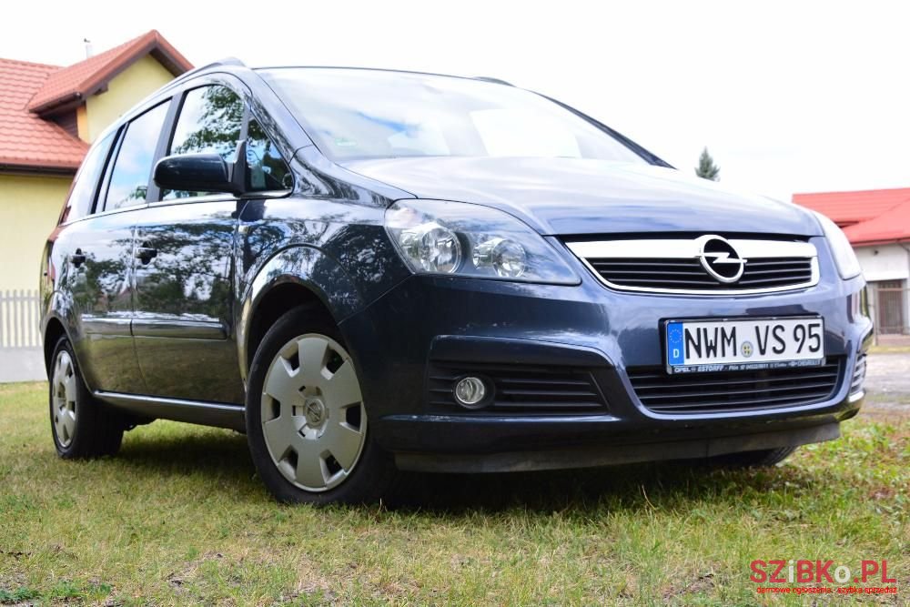 2006' Opel Zafira photo #1