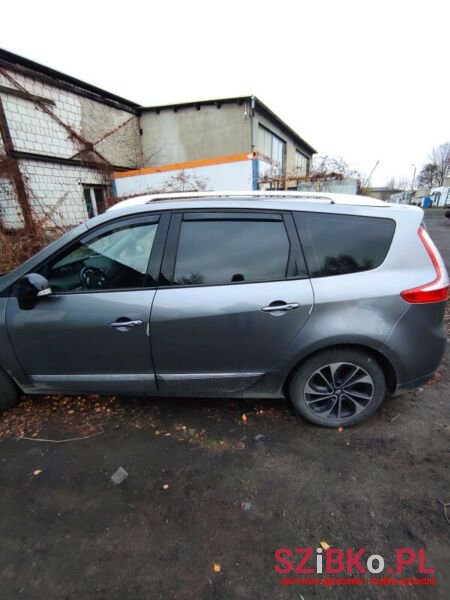 2016' Renault Scenic photo #3
