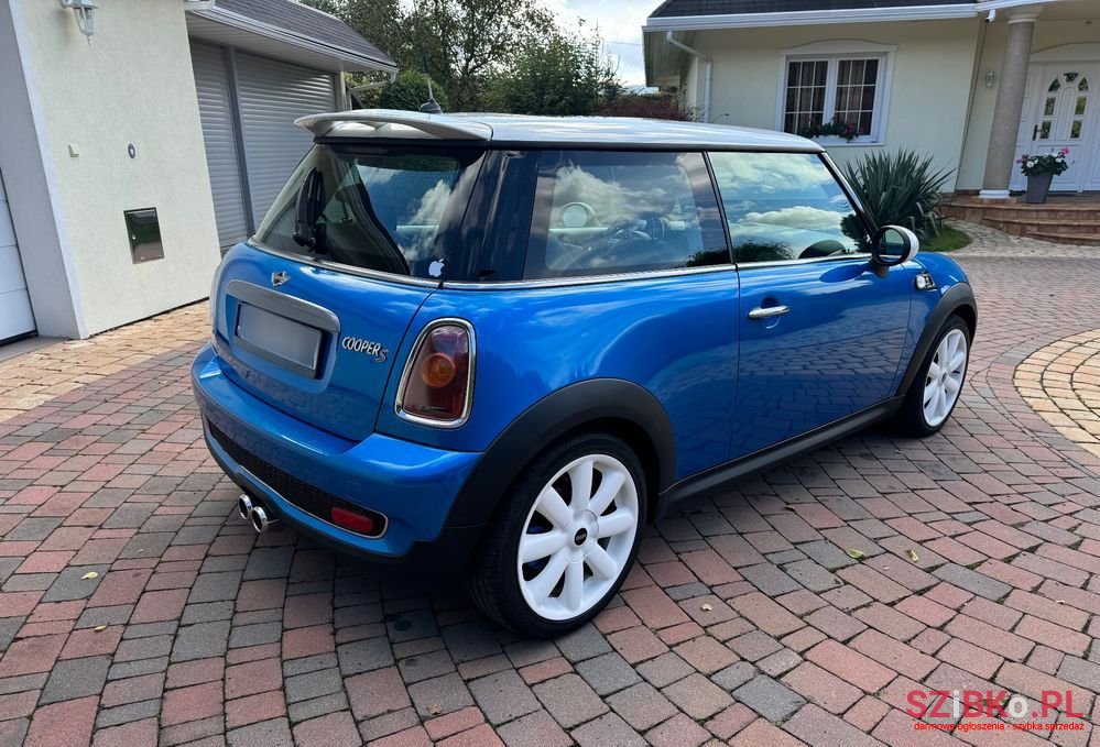 2006' MINI Cooper S Standard photo #4