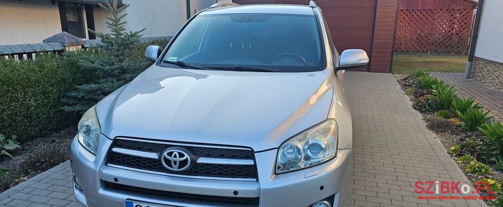 2009' Toyota RAV4 photo #5