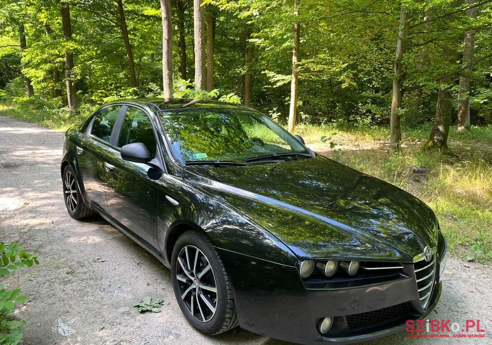 2007' Alfa Romeo 159 photo #1