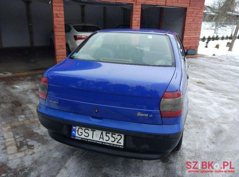 2000' Fiat Siena photo #1